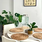 Ostara Nest- Charming & Cozy In شقة *